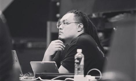 PLG代理執行長環抱啦啦隊…還有影片為證！　受害者站出來還原事發經過