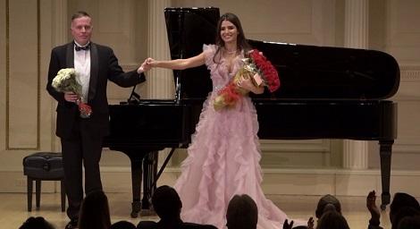 就是這歌聲！女高音洛狄葉諾維奇 全新作品〈玫瑰與柳〉