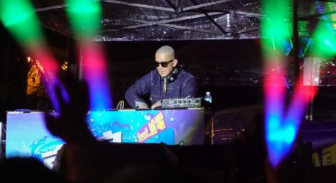 2023東浪嘉年華！國民姊夫具俊曄親臨　民眾不畏風雨熱情搖擺