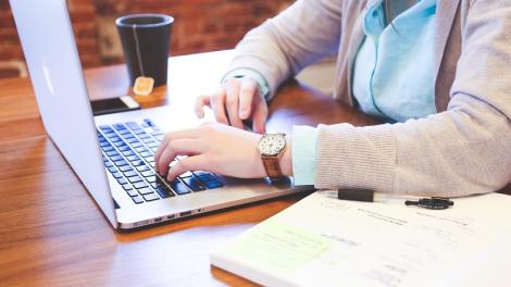 「周休三日」一試成主顧！每周工作32hrs效率增　46%人超級滿意：沒那麼累了