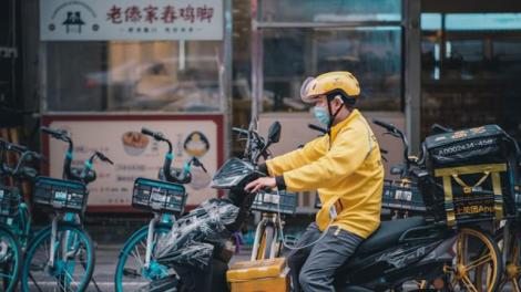 台灣年輕人跑去大陸「當外送員」　國台辦親自回應：值得尊重