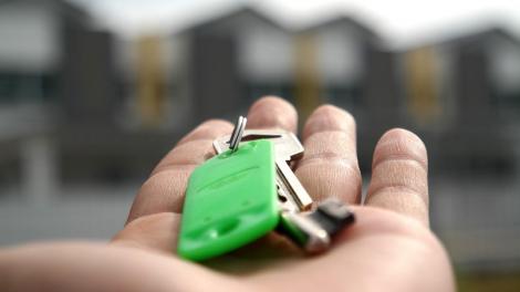 砸千萬買房貸款一肩扛　女友暴氣他不懂…聳肩問：到底在氣甚麼？