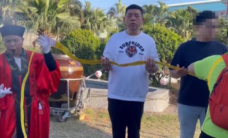 NONO遭控性侵！突現身宮廟拜拜　命理師：毫無懺悔、神明不接單