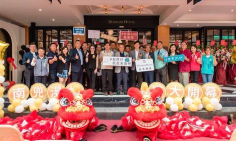 《南兜漫旅》重繪台南國華、海安商圈潮流風華