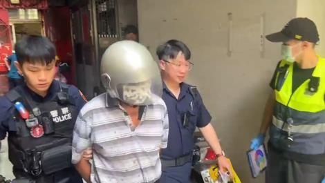 新店男子用雙刀「砍下媽媽的頭顱」遭逮　今早相驗84歲老母遺體