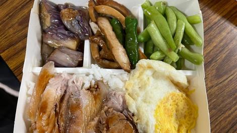 自助餐4菜1肉賣225元！他傻了…網笑：信義區都沒那麼貴