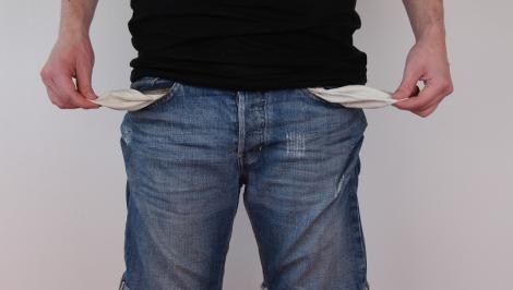 史上最差借錢起手式！友突聯繫喊「領薪水跟我說」…她下步封鎖加斷聯