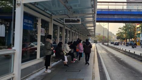 公館新候車亭啟用　臺北市長廊式候車亭百座達標