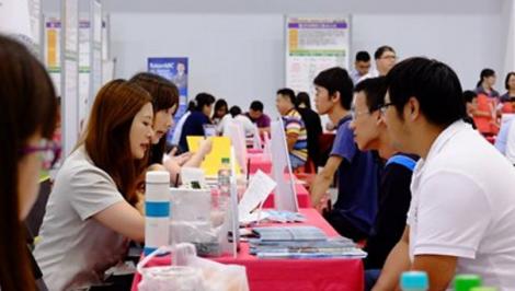 徵才廣告薪資揭示　中市府提醒不應含加班費