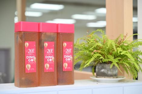 喝一口秒到台東！松山機場限定「紅烏龍快閃店」品嚐鮮美手搖飲