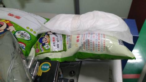 電腦主機貼乖乖「再疊一層衛生棉」　網好奇…內行人解答「工程師迷信」