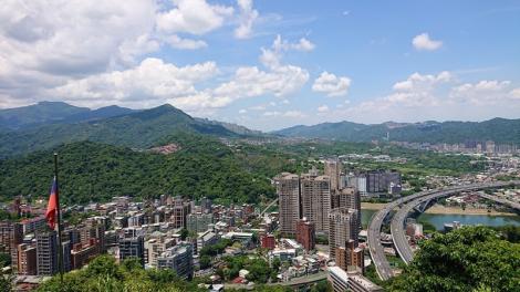 新店獅頭逍遙亭　鳥瞰新店逍遙遊