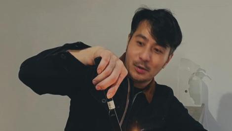 郭彥甫度假在外爆意外！視線模糊「眼球辨識失效」　他嚇到了