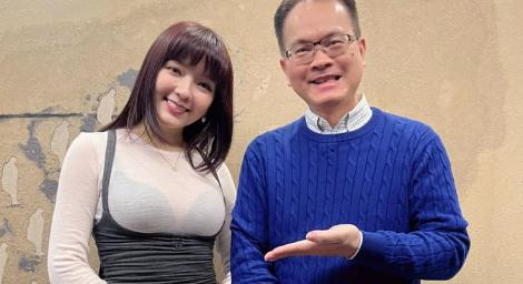 太犯規！美女議員穿「透視爆乳裝」上節目　粉絲爆動了