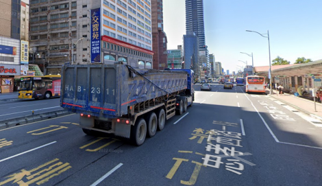 忠孝西路開放機車通行！有條件限制「深夜限定」　2周後開始執行