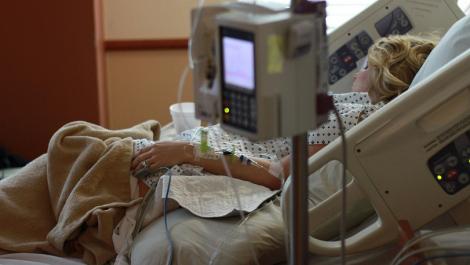 母中風入院…婆婆竟說「可能不行了」　14天後離世她竟阻止外孫奔喪