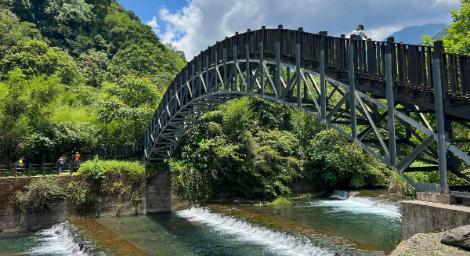 享受烏來芬多精！漫步福山和古圳　蝴蝶公園、祕境溪谷等你來玩