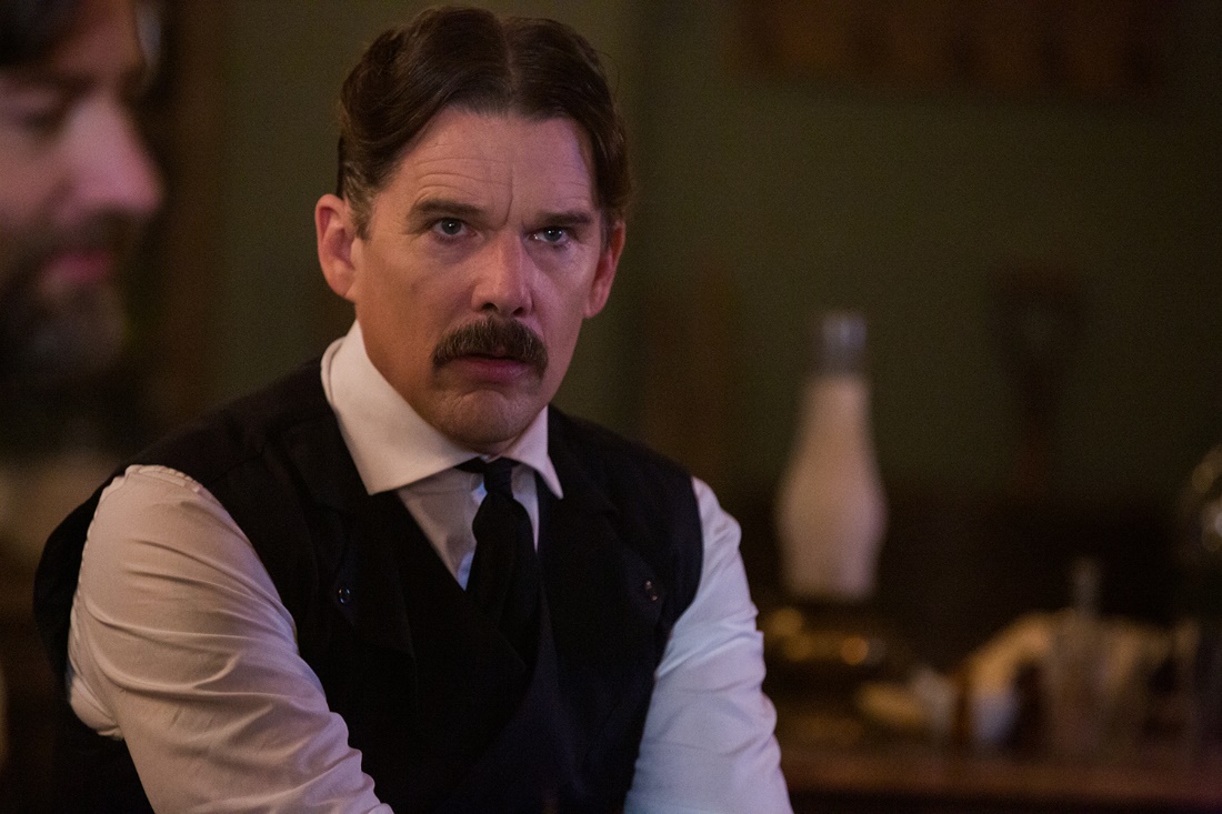 一張含有 人員, 服裝, 人的臉孔, 室內 的圖片
自動產生的描述